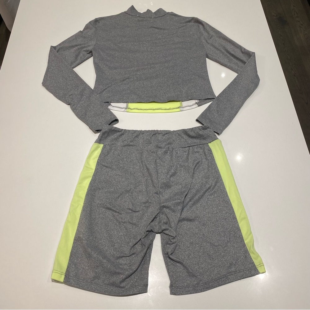 Matching Set - Picture 7 of 7